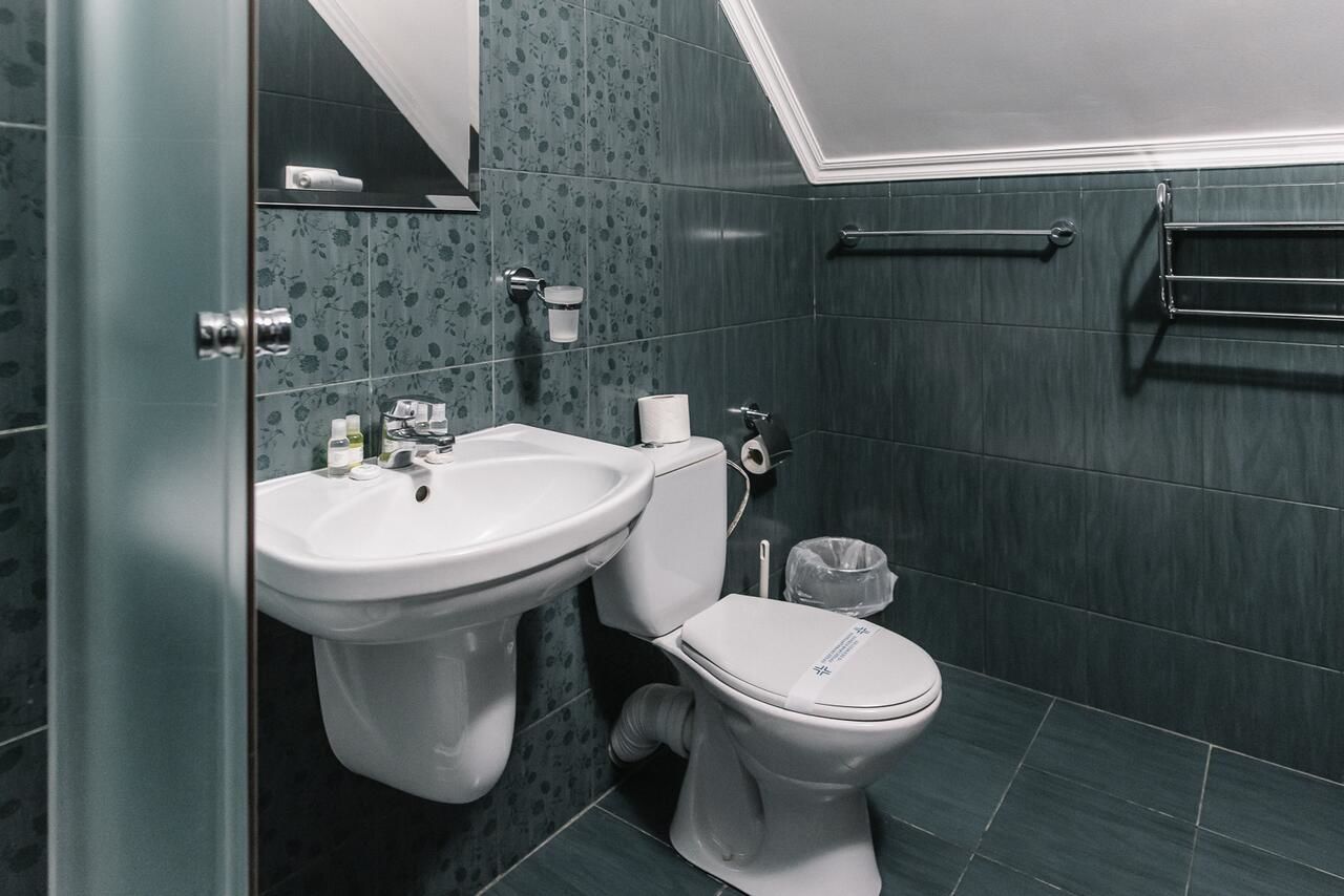 Отель Рестпарк рекреаційний комплекс Луцк