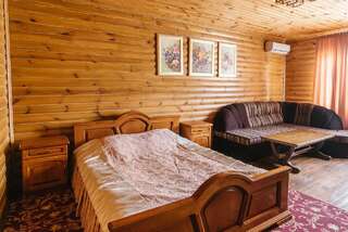 Отель Рестпарк рекреаційний комплекс Луцк Люкс с террасой-2