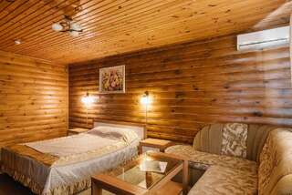 Отель Рестпарк рекреаційний комплекс Луцк Люкс с террасой-6