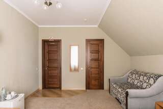 Отель Рестпарк рекреаційний комплекс Луцк Полулюкс-2